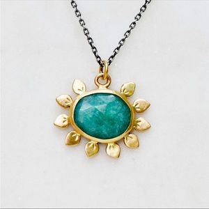 One of a kind Handcrafted emerald 14k gold flower necklace